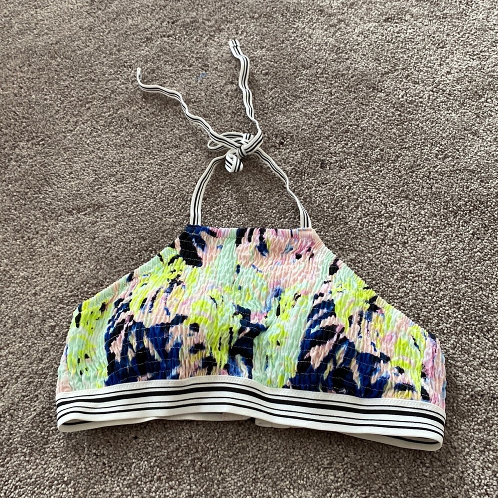 Victoria’s Secret Multicolor Smocked Bikini Top High Neck Halter Swim SIZE M